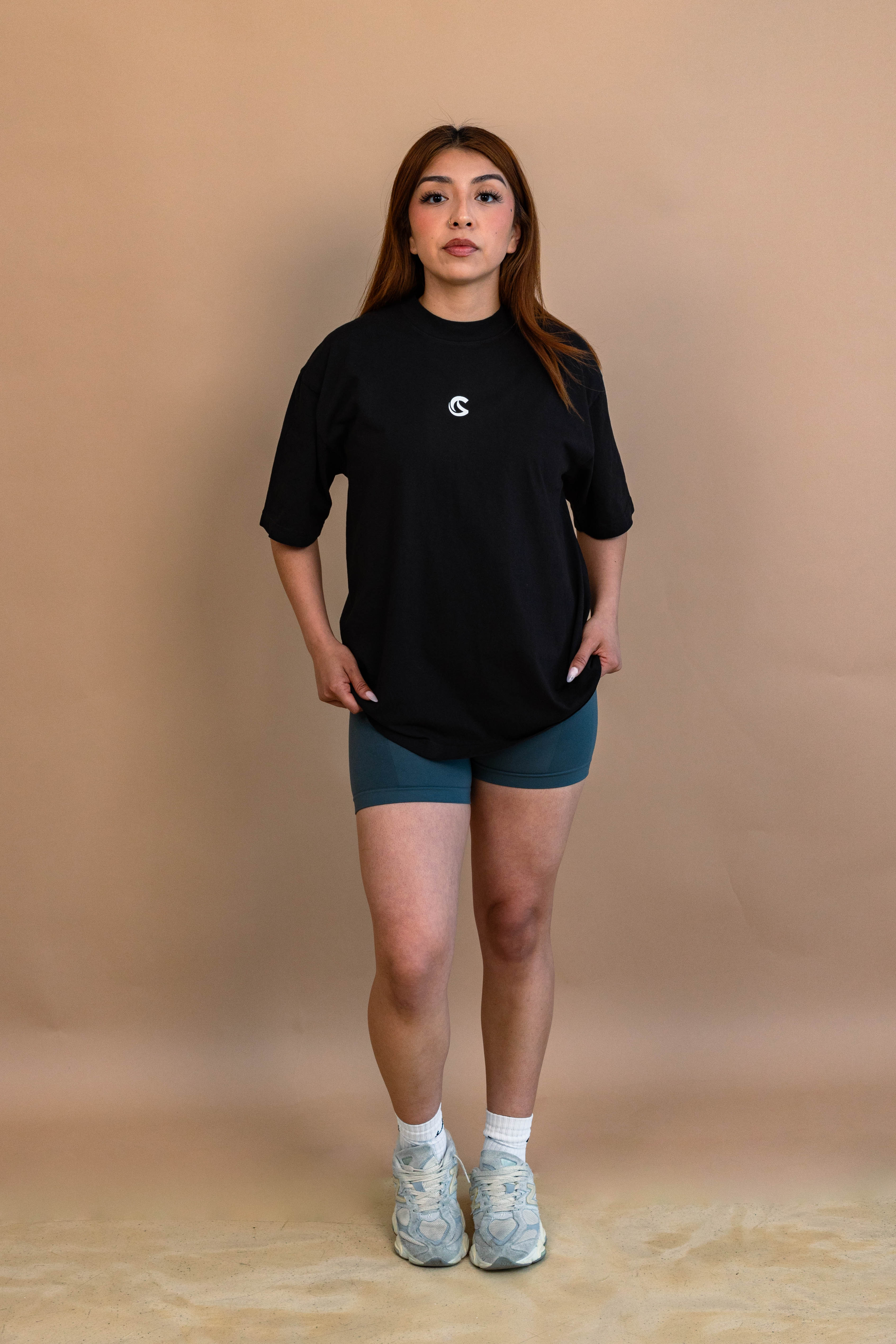 PRESENT - Caso apparel